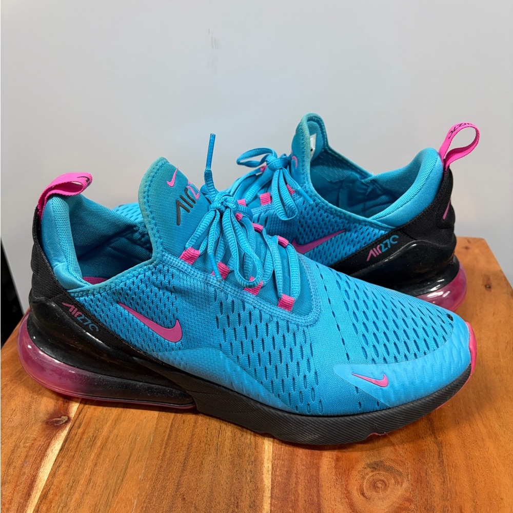 Nike Men’s Air Max 270 Miami Vice Colorway